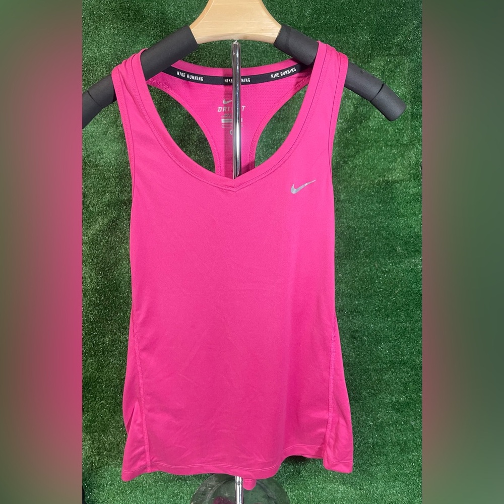 Women’s Nike Running Tank top Size Medium in excellent condition.